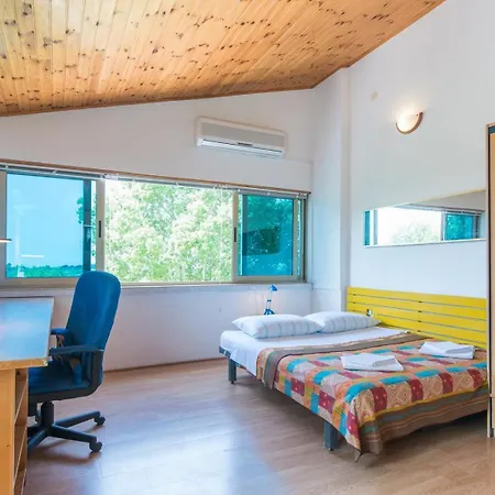 Kadum 25 Guest house