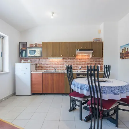 Kadum 25 Guest house 3*