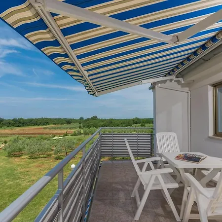 בית הארחה Kadum 25 Kadumi