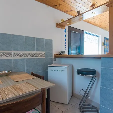 Kadum 25 Gostinjska kuća 3*